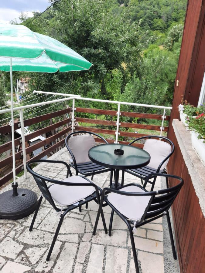 Guest House Lazar Raykov Ribaritsa Eksteriør bilde